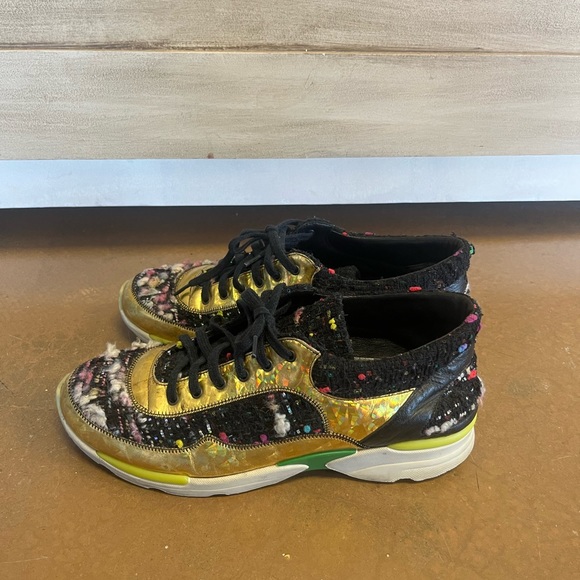 Chanel sneakers - Picture 5 of 10